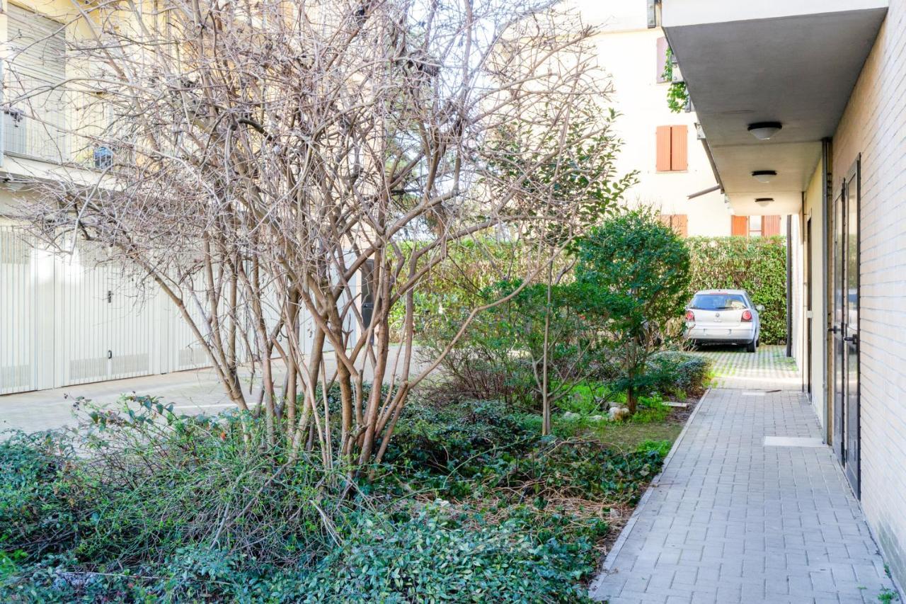Apartament Parma Fiere Studio Con Parcheggio E Balcone Zewnętrze zdjęcie